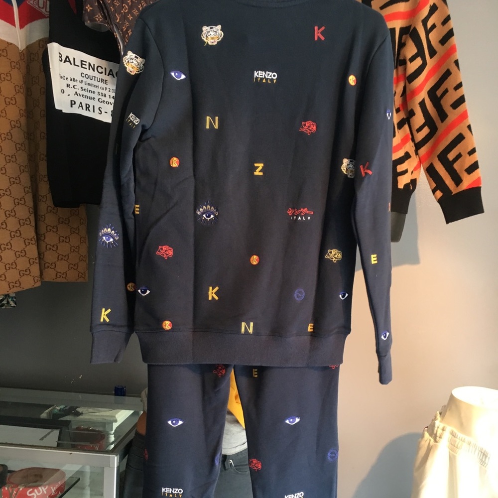 Kenzo sweat suit